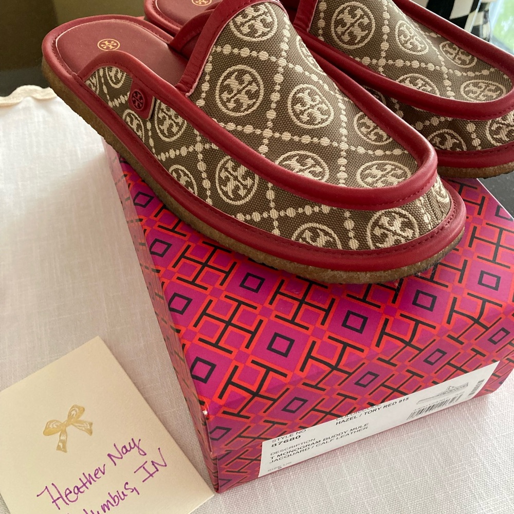 Tory Burch Red and Brown Mules with Distinctive Design - Picture 6 of 9